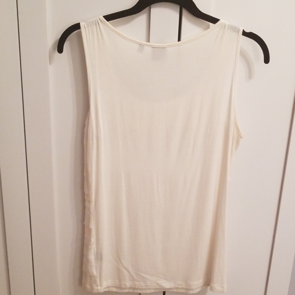🌼Cream Raw Edge Layered Front Shell🌼 - Picture 2 of 4